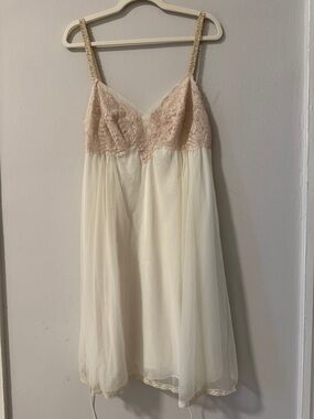 Vintage Sheer Lace Babydoll Chemise - Cream & Blush